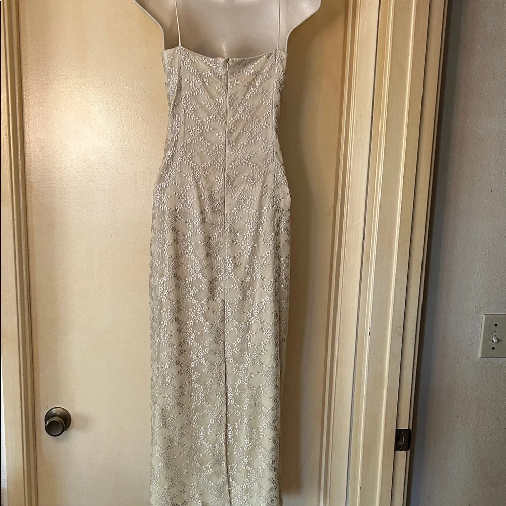 Alex Evenings Spaghetti Strap Cream Lace Gown size 14